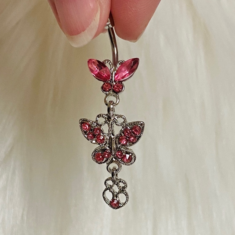🔥3/$25🔥Surgical Steel Butterfly Charm Belly Ring - Picture 4 of 4